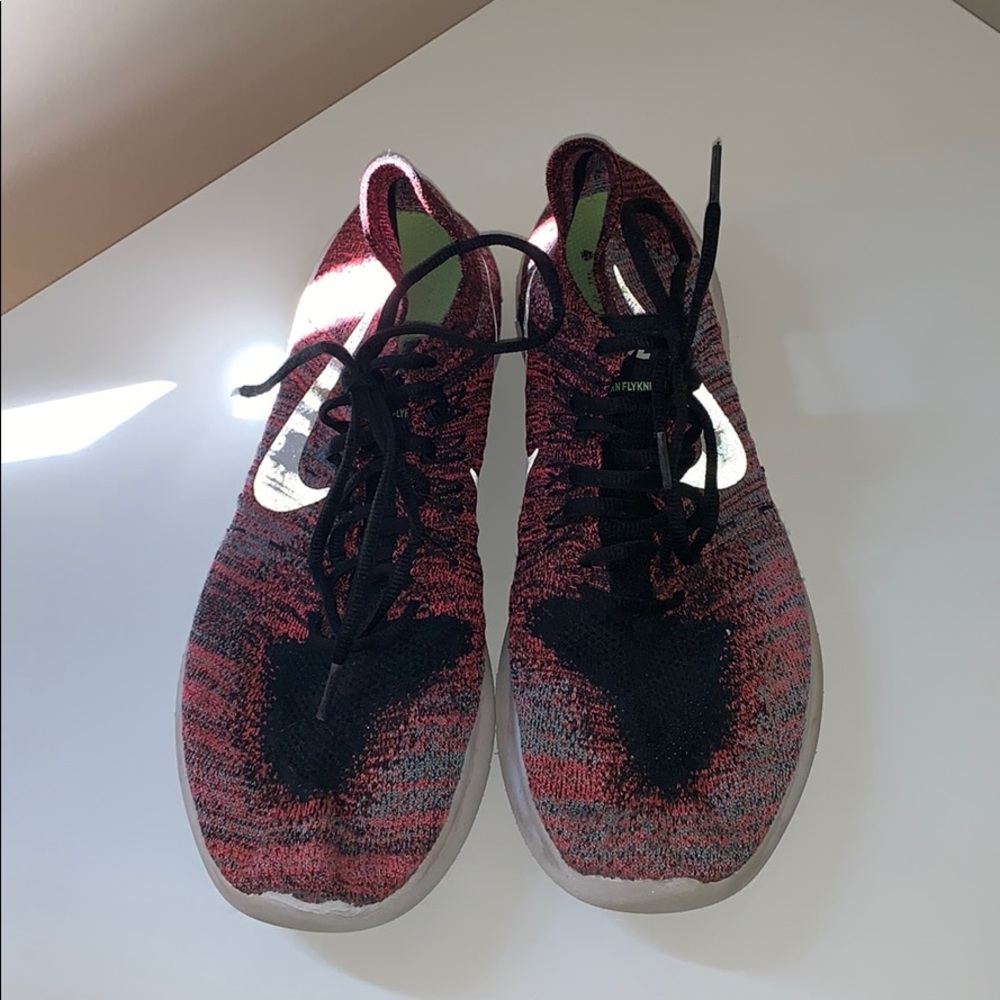 nike running shoes